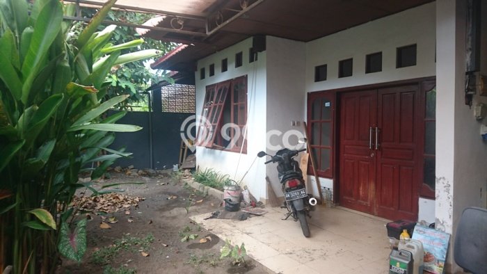 Rumah Lokasi Strategis area Denpasar Barat, Denpasar, LT 300m² LB 275m² Rumah Lokasi Strategis area Denpasar Barat, Denpasar, LT 300m² LB 275m²