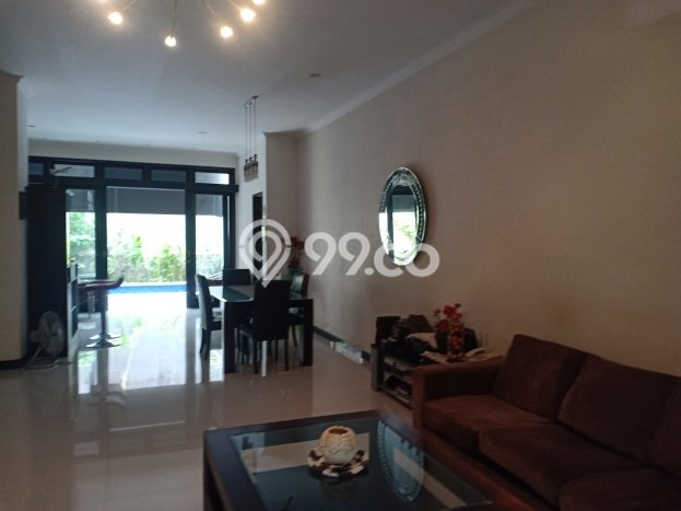 PROPERTI PILIHAN! Rumah Asri di Denpasar Selatan, LT 220m² Bangunan 265m² PROPERTI PILIHAN! Rumah Asri di Denpasar Selatan, LT 220m² Bangunan 265m²