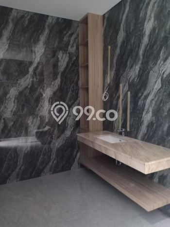 SPECIAL PRICE! Rumah di Umalas, 3 KM, Akses Mudah Pusat Kota, Luas 464m² LB 260m² SPECIAL PRICE! Rumah di Umalas, 3 KM, Akses Mudah Pusat Kota, Luas 464m² LB 260m²