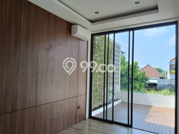 Rumah LB 350m² Dekat dengan Akses Transportasi, Denpasar - Harga Menarik Rumah LB 350m² Dekat dengan Akses Transportasi, Denpasar - Harga Menarik