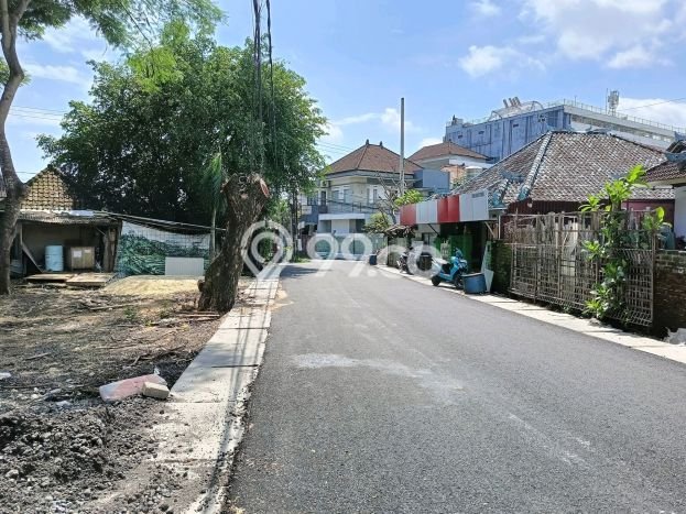 Kavling Tanah untuk Dijual di Kerobokan, Badung, Luas 785m2 Kavling Tanah untuk Dijual di Kerobokan, Badung, Luas 785m2