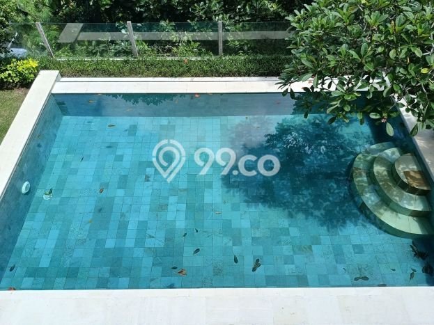 Hunian Bagus Disewakan di Ungasan, Badung LT 500m2, LB 314m2 Hunian Bagus Disewakan di Ungasan, Badung LT 500m2, LB 314m2