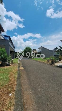 Rumah Mewah LB 200m2 Siap Pakai Desain Elegan di BSD, Tangerang Rumah Mewah LB 200m2 Siap Pakai Desain Elegan di BSD, Tangerang