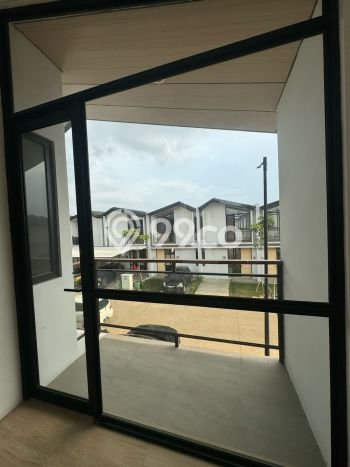Rumah Luas Asri 3 KT Siap Huni di Lippo Karawaci Tangerang Rumah Luas Asri 3 KT Siap Huni di Lippo Karawaci Tangerang