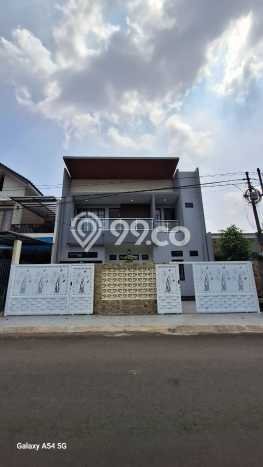 Siap Huni Hunian Elit 7 Kamar di Serpong Dekat ke Mana Saja Siap Huni Hunian Elit 7 Kamar di Serpong Dekat ke Mana Saja