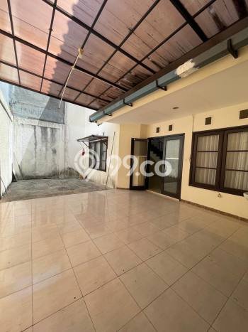 Rumah Disewakan Malang LT 216m2 LB 190m2 Area Villa Puncak Tidar Rumah Disewakan Malang LT 216m2 LB 190m2 Area Villa Puncak Tidar