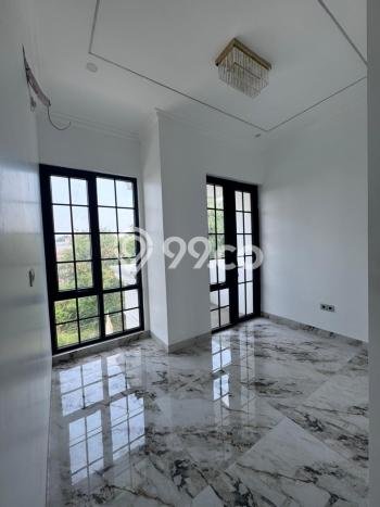 Hunian Mewah LB 290m2 Siap Pakai Desain Elegan di Pejaten, Jakarta Selatan Hunian Mewah LB 290m2 Siap Pakai Desain Elegan di Pejaten, Jakarta Selatan