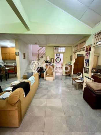 Rumah Elit Modern Siap Huni di Sektor 9-Bintaro Tangerang Selatan Rumah Elit Modern Siap Huni di Sektor 9-Bintaro Tangerang Selatan