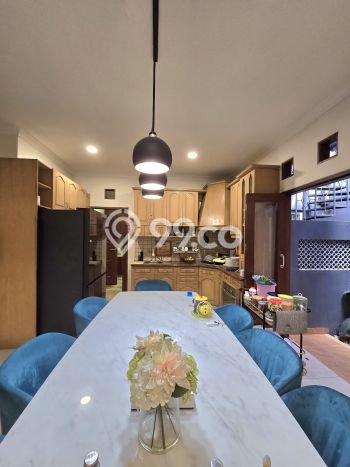 Jual Rumah Mewah Elegan Dengan View Cantik di Sektor 9-Bintaro, Tangerang Selatan Jual Rumah Mewah Elegan Dengan View Cantik di Sektor 9-Bintaro, Tangerang Selatan