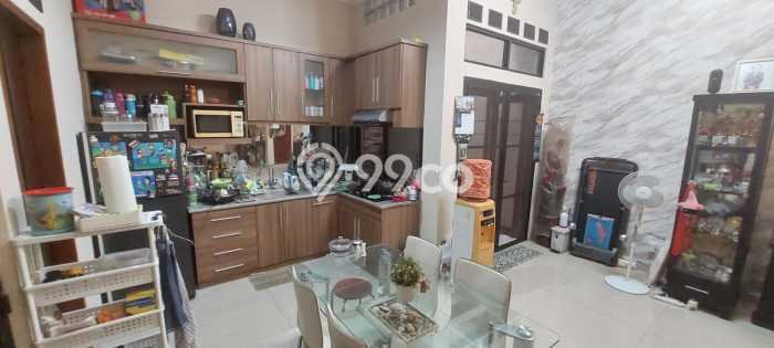 Jual Rumah Strategis Bagus Punya 3 KT di Pondok Aren Tangerang Selatan SHM Jual Rumah Strategis Bagus Punya 3 KT di Pondok Aren Tangerang Selatan SHM