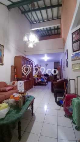 Rumah Modern 3 KT di Sektor 4 - Bintaro Jakarta Selatan Semi Furnished Rumah Modern 3 KT di Sektor 4 - Bintaro Jakarta Selatan Semi Furnished