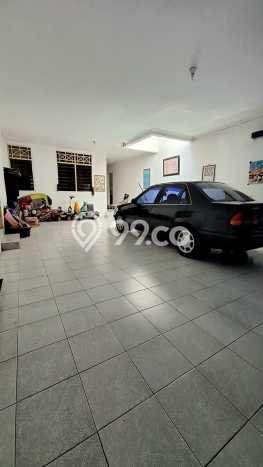 Jual Rumah Mewah Megah Dengan View Eksklusif di Sektor 1 - Bintaro, Jakarta Selatan Jual Rumah Mewah Megah Dengan View Eksklusif di Sektor 1 - Bintaro, Jakarta Selatan