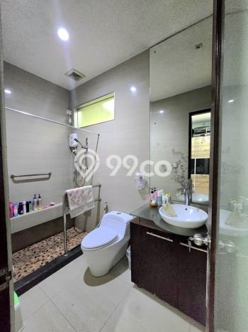 Rumah Mewah LB 200m2 Siap Huni Desain Elegan di Lebak Bulus, Jakarta Selatan Rumah Mewah LB 200m2 Siap Huni Desain Elegan di Lebak Bulus, Jakarta Selatan