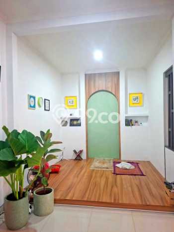 Jual Rumah Eksklusif 4 KT di Graha Raya, Tangerang Selatan Jual Rumah Eksklusif 4 KT di Graha Raya, Tangerang Selatan