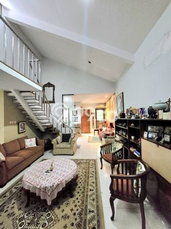 Rumah Mewah LB 200m2 Siap Huni Desain Elegan di Lebak Bulus, Jakarta Selatan Rumah Mewah LB 200m2 Siap Huni Desain Elegan di Lebak Bulus, Jakarta Selatan