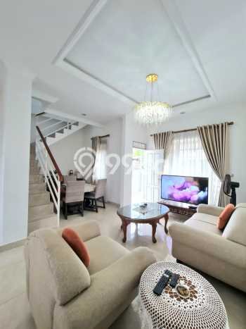 Jual Rumah Eksklusif 3 KT di Sektor 5 - Bintaro, Tangerang Selatan Jual Rumah Eksklusif 3 KT di Sektor 5 - Bintaro, Tangerang Selatan