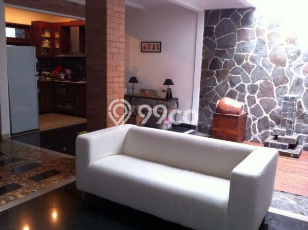 Rumah Luxury Modern Siap Huni di Sektor 5 - Bintaro Tangerang Selatan Rumah Luxury Modern Siap Huni di Sektor 5 - Bintaro Tangerang Selatan