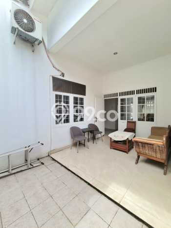 Jual Rumah Eksklusif 3 KT di Sektor 5 - Bintaro, Tangerang Selatan Jual Rumah Eksklusif 3 KT di Sektor 5 - Bintaro, Tangerang Selatan