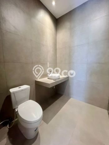 Rumah Elit Modern Siap Huni di Lebak Bulus Jakarta Selatan Rumah Elit Modern Siap Huni di Lebak Bulus Jakarta Selatan