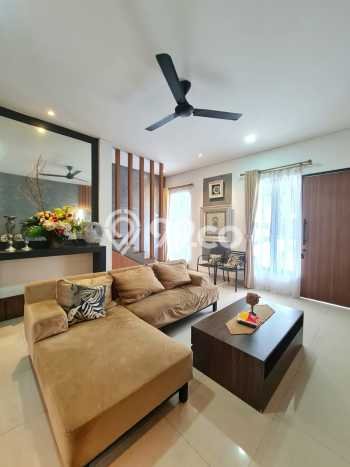 Ready to Use! Premium House LT 90m2 Desain Elegan di Sektor 9-Bintaro Ready to Use! Premium House LT 90m2 Desain Elegan di Sektor 9-Bintaro