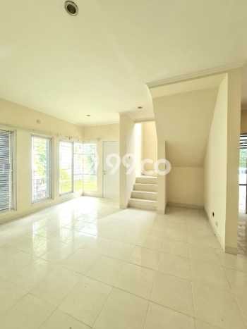 For Sale! Luxury House LT 111m2 Desain Modern di Sektor 9-Bintaro For Sale! Luxury House LT 111m2 Desain Modern di Sektor 9-Bintaro