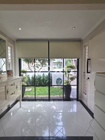 Jual Rumah Eksklusif 2 KT di Sektor 9-Bintaro, Tangerang Selatan Jual Rumah Eksklusif 2 KT di Sektor 9-Bintaro, Tangerang Selatan