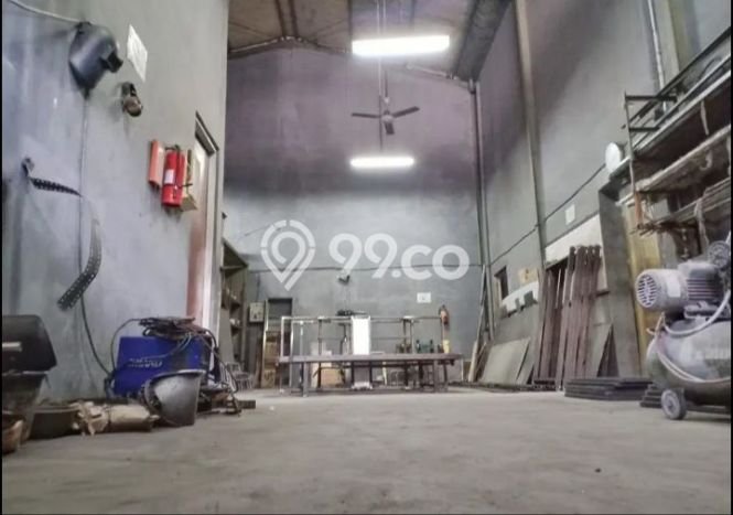 Pabrik Premium Kawasan Legok, Luas 400m2m², Mainroad, Tingkat Keramaian Tinggi Pabrik Premium Kawasan Legok, Luas 400m2m², Mainroad, Tingkat Keramaian Tinggi