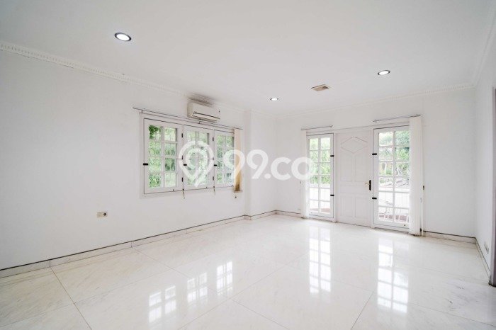 Rumah Mewah Siap Huni LT 1500m2 di Menteng, Jakarta Pusat Rumah Mewah Siap Huni LT 1500m2 di Menteng, Jakarta Pusat