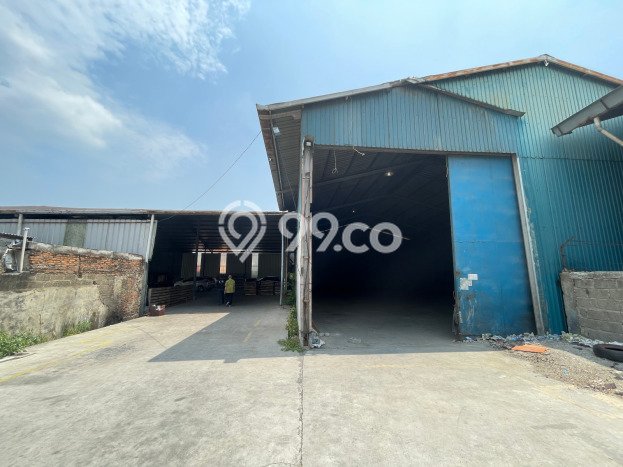 Untuk Dijual! Gudang di Jelambar Jakarta Barat LT 1654m2 / LB 582m2 Kawasan Bisnis Untuk Dijual! Gudang di Jelambar Jakarta Barat LT 1654m2 / LB 582m2 Kawasan Bisnis