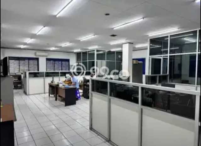 Gudang Bagus Dijual LB 6500m2 Lokasi Strategis Jakarta Barat Area Cocok untuk Berbisnis Gudang Bagus Dijual LB 6500m2 Lokasi Strategis Jakarta Barat Area Cocok untuk Berbisnis