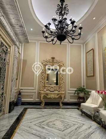 Siap Huni Hunian Elit 7 Kamar di Menteng Dekat ke Mana Saja Siap Huni Hunian Elit 7 Kamar di Menteng Dekat ke Mana Saja