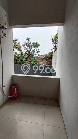 Rumah Elit Modern Tanpa Renovasi di Holis Cigondewah Bandung Rumah Elit Modern Tanpa Renovasi di Holis Cigondewah Bandung