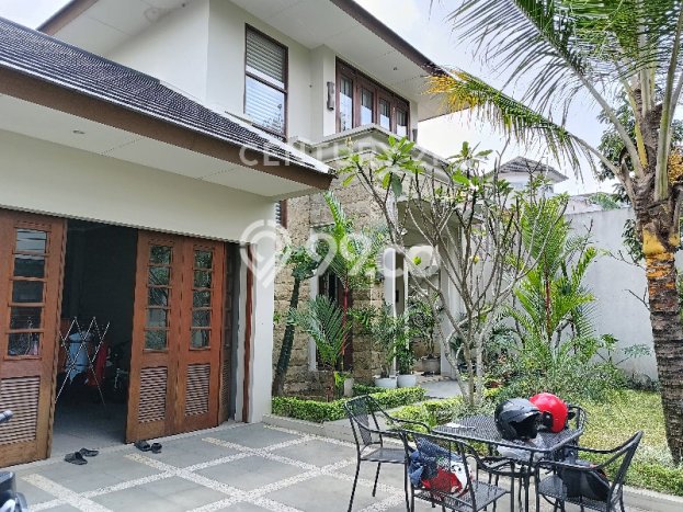 Dijual Rumah Mewah Megah Dengan View Cantik di Geger Kalong, Bandung Dijual Rumah Mewah Megah Dengan View Cantik di Geger Kalong, Bandung