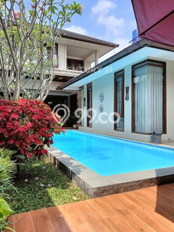Dijual Rumah Mewah Megah Dengan View Cantik di Geger Kalong, Bandung Dijual Rumah Mewah Megah Dengan View Cantik di Geger Kalong, Bandung