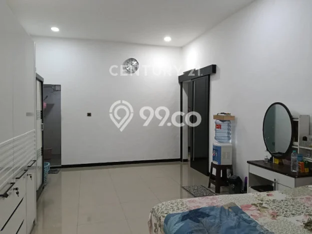 Rumah Luas Asri 5 KT Siap Pakai di Taman Kopo Indah Bandung Rumah Luas Asri 5 KT Siap Pakai di Taman Kopo Indah Bandung
