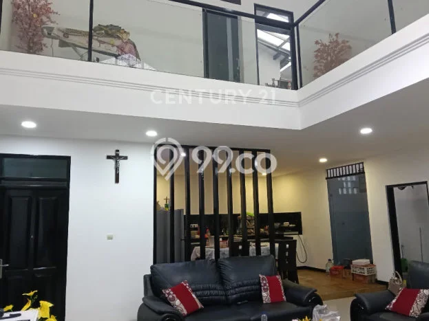 Rumah Luas Asri 5 KT Siap Pakai di Taman Kopo Indah Bandung Rumah Luas Asri 5 KT Siap Pakai di Taman Kopo Indah Bandung