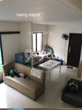 Rumah Eksklusif Siap Huni LT 150m2 di Cakung, Jakarta Timur Rumah Eksklusif Siap Huni LT 150m2 di Cakung, Jakarta Timur