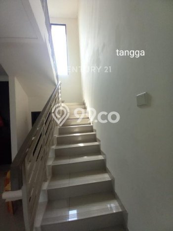 Rumah Eksklusif Siap Huni LT 150m2 di Cakung, Jakarta Timur Rumah Eksklusif Siap Huni LT 150m2 di Cakung, Jakarta Timur
