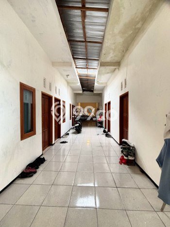 Rumah Modern Minimalis 9 Kamar Siap Huni di Sukun Rumah Modern Minimalis 9 Kamar Siap Huni di Sukun