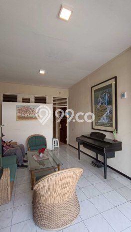 Rumah Modern 3 KT di Pulau-pulau Malang Semi Furnished Rumah Modern 3 KT di Pulau-pulau Malang Semi Furnished