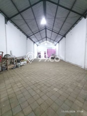 Gudang Disewa di Karangploso, Malang, LT 340m2 / LB 255m2 Gudang Disewa di Karangploso, Malang, LT 340m2 / LB 255m2