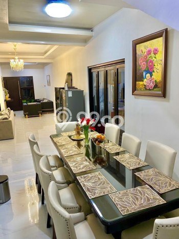 Rumah Luxury Modern Siap Huni di Araya Malang Rumah Luxury Modern Siap Huni di Araya Malang