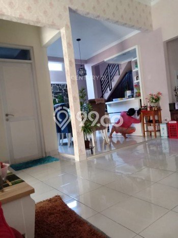 Rumah Strategis Modern Lb 165m2 di Gunung Putri, Bogor Rumah Strategis Modern Lb 165m2 di Gunung Putri, Bogor