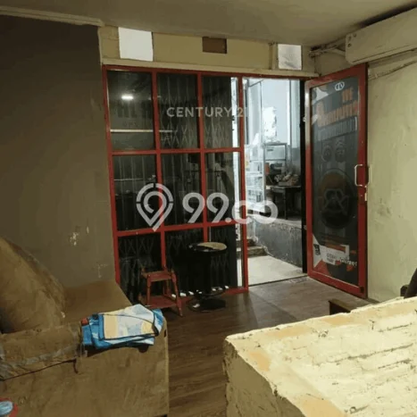 Ruko paling strategis disewakan di Kebayoran Baru Jakarta Selatan Ruko paling strategis disewakan di Kebayoran Baru Jakarta Selatan