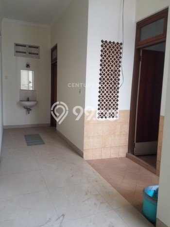 Dijual Hunian Rumah Terawat 4 Kamar di Cibubur, Jakarta Timur Dijual Hunian Rumah Terawat 4 Kamar di Cibubur, Jakarta Timur