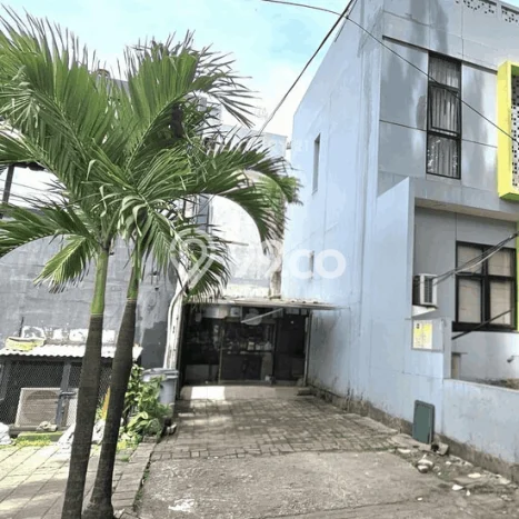Ruko paling strategis disewakan di Kebayoran Baru Jakarta Selatan Ruko paling strategis disewakan di Kebayoran Baru Jakarta Selatan