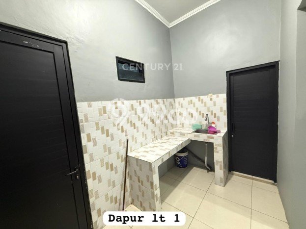 Lokasi Strategis! Dijual Ruko Bisnis di Cileungsi, Bogor Kondisi Baik Lokasi Strategis! Dijual Ruko Bisnis di Cileungsi, Bogor Kondisi Baik