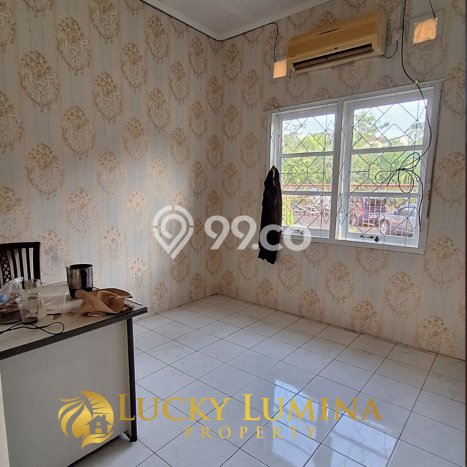 UNIT SPESIAL! Rumah area Balikpapan Baru, 2 KM, Dekat Fasilitas, Luas 270m² LB 150m² UNIT SPESIAL! Rumah area Balikpapan Baru, 2 KM, Dekat Fasilitas, Luas 270m² LB 150m²