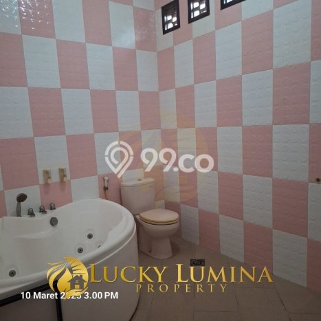 Rumah Exclusive 5 KT 4 KM di Kompleks Perumahan Balikpapan Baru, Balikpapan Rumah Exclusive 5 KT 4 KM di Kompleks Perumahan Balikpapan Baru, Balikpapan