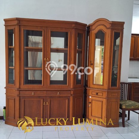 UNIT SPESIAL! Rumah area Balikpapan Baru, 2 KM, Dekat Fasilitas, Luas 270m² LB 150m² UNIT SPESIAL! Rumah area Balikpapan Baru, 2 KM, Dekat Fasilitas, Luas 270m² LB 150m²